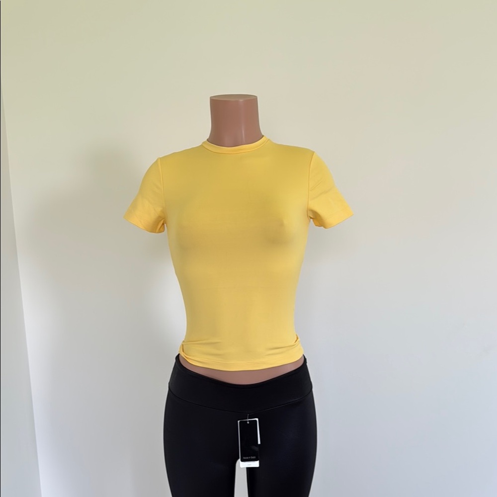 Newport Yellow Short Sleeve Tee